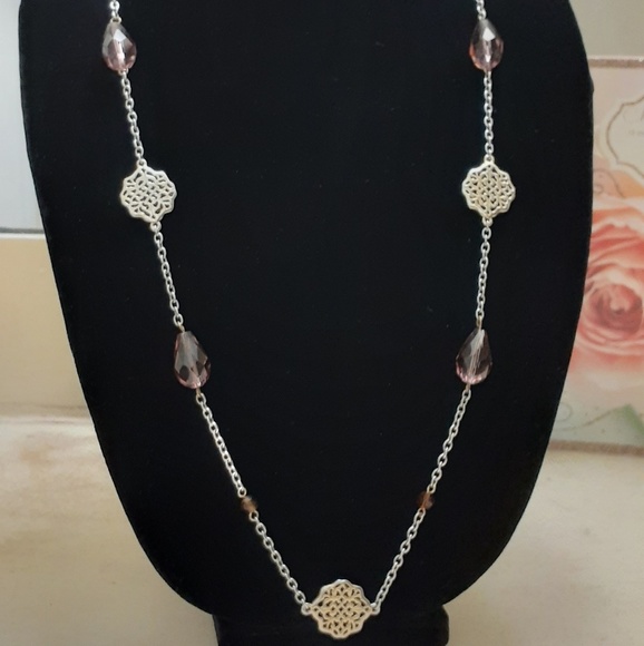 Jewelry - Gold with brown beads necklace